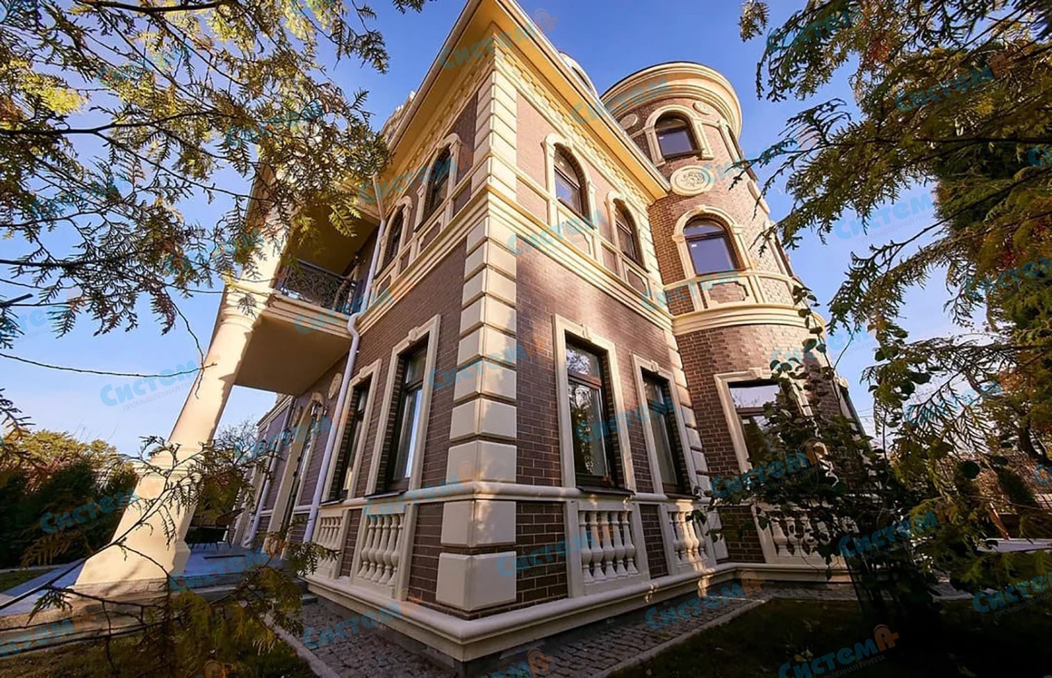 Декор загородного дома пенополистиролом Декор загородного дома пенополистиролом